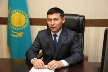 Арал ауданының әкімі Мұхтар Оразбаев Тұңғыш Президент күнімен құттықтады