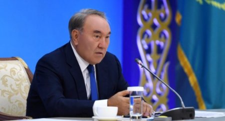 Назарбаев: Қыздар аз туылатын ұлт құрдымға кетеді