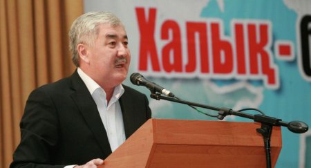 Әміржан Қосанов президент сайлауына түсетінін мәлімдеді