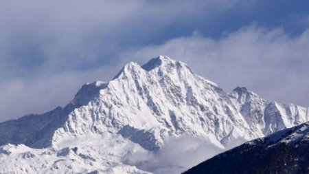 Гималайда жоғалып кеткен сегіз альпинист іздестірілуде