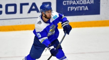 Дамир Рыспаев "Сарыарқаның" хоккейшісімен төбелесті