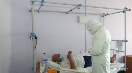 Коронавирус: Қорғаныс министрлігі әскери медицина қызметкерлерін материалдық қолдау мәселесін шешуде