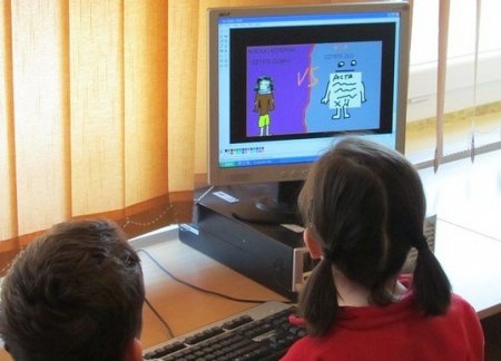 Мектептердегі компьютерлер балаларға уақытша пайдалануға беріліп жатыр
