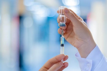 Коронавирус: Келесі жылдан бастап қазақстандықтарға ерікті түрде жаппай вакцина егілмек