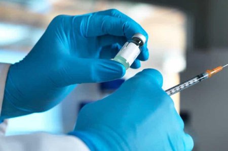 Қытайда коронавирусқа қарсы вакцинаның 24 млн дозасы салынды