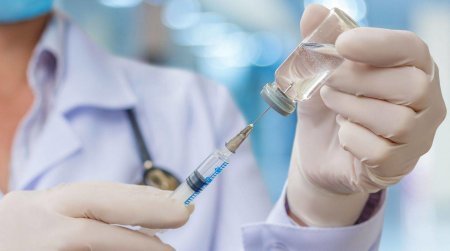 Сингапурде жұмысқа келген барлық шетелдіктерге КВИ-ге қарсы вакцина егілмек