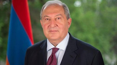 Армения Президенті отставкаға кетті  14 рет көрсетілді