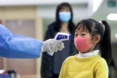 Қытайда бір күнде 20 миллион адам коронавирус жұқтырған