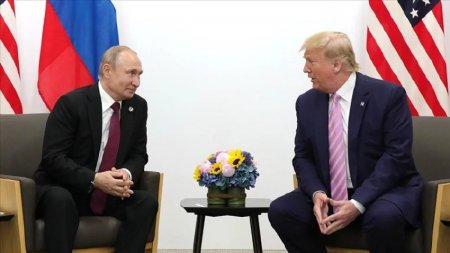 Трамп пен Путин 2,5 сағат бойы не туралы сөйлесті?