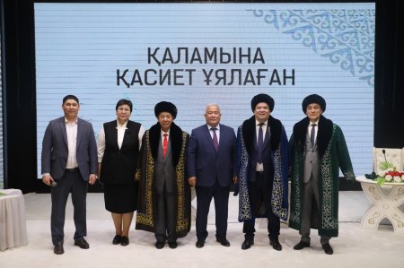 Әдебиет жанашырларымен кездесу кеші өтті