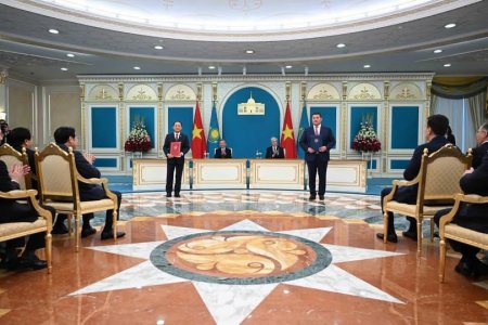 Меморандумға қол қойылды