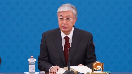 Президент қазақстандықтарды Жеңіс күнімен құттықтады