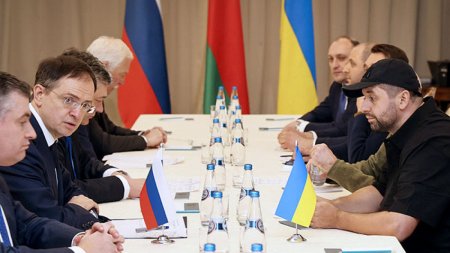 Түркия СІМ басшысы: Стамбулдағы келіссөз – бейбітшілікке жету жолындағы маңызды күн