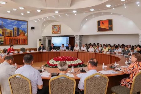 Университет көшпелі сараптамалық кездесу өткізді