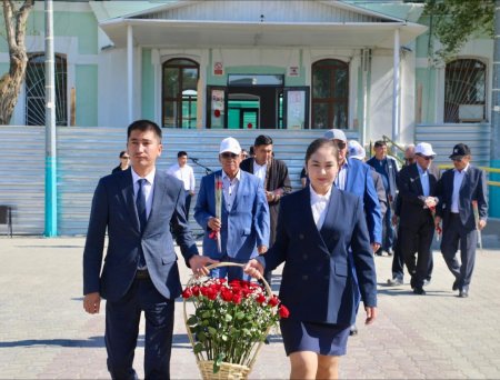 АРАЛДЫҚТАР САЯСИ ҚУҒЫН-СҮРГІН ҚҰРБАНДАРЫН ЕСКЕ АЛДЫ