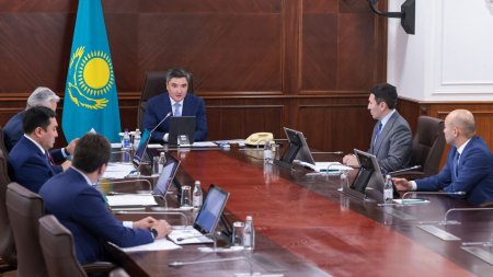 Олжас Бектенов жоғары деңгейдегі келіссөздер қорытындысы бойынша қазақ-қытай келісімдерін жүзеге асыру мәселелері жөнінде кеңес өткізді