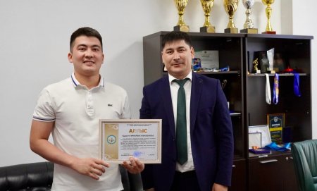 Журналистер қауымы құрмет төрінде