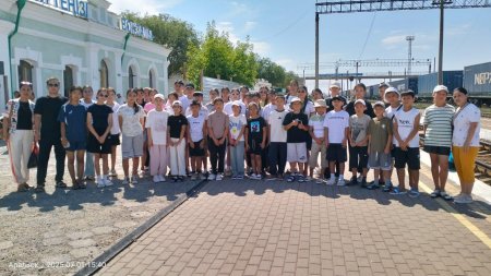 Оқушылар "Қуаныш" жазғы тынығу лагерінде демалуда