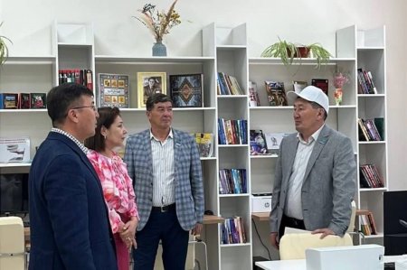 Үкіметтік емес ұйымдар, ардагерлер кеңесі және жастар өкілдерімен кездесті
