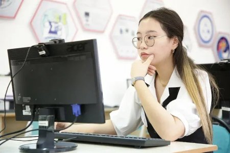 Қазақстанда ата-аналар оқушыларды басқа мектепке eGov арқылы ауыстыра алады