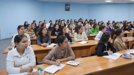Стипендия өсті: 1 қыркүйектен бастап студенттер қанша теңге алады?