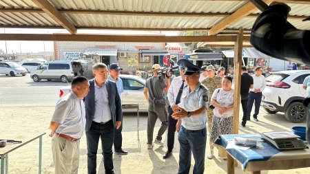 ЖҰМЫСШЫ ТОП САУДА ОРЫНДАРЫНДА ТҮСІНДІРМЕ ЖҰМЫСТАРЫН ЖҮРГІЗДІ