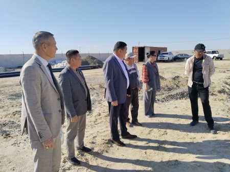 Тоқабай ауылындағы сумен жабдықтау жұмыстарымен танысты