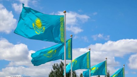 Қазақстандықтардың қазан айында жұмыс аптасы қысқа болады