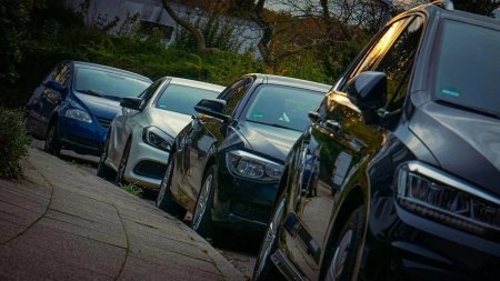 Әлемдегі ең қымбат автокөлік брендтері жарияланды