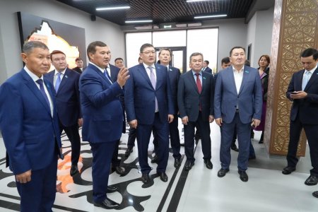Абай облысынан келген делегация жаңа нысандармен танысты