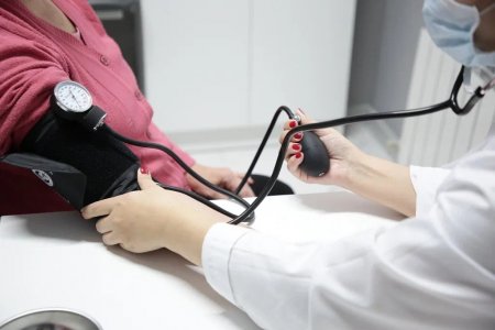 Жұқпалы аурулардың таралу жолдары