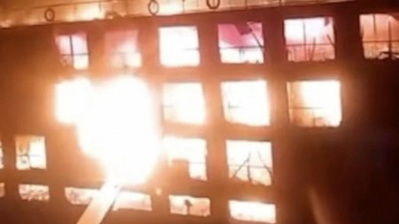 Египетте Ніл өзенінде 200-ден астам турист мінген кеме өртенді