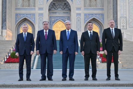 Орталық Азия және Әзербайжан мемлекеттерінің басшылары Ислам өркениеті орталығына барды