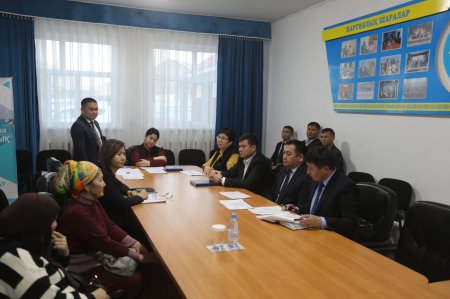 АУДАН ӘКІМІ ПАРТИЯ ФИЛИАЛЫНДА ҚАБЫЛДАУ ӨТКІЗДІ