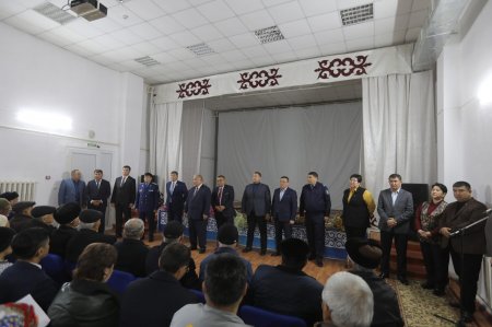 АУДАН ӘКІМІ ҚҰҚЫҚ ҚОРҒАУ ОРГАНДАРЫНЫҢ БАСШЫЛАРЫМЕН БІРГЕ КЕНТ ТҰРҒЫНДАРЫМЕН ЖҮЗДЕСТІ