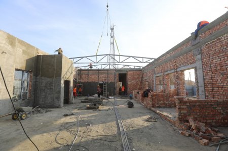 АУДАН ӘКІМІ СЕКСЕУІЛ КЕНТІНДЕ БІРҚАТАР ӘЛЕУМЕТТІК НЫСАНДАРДЫҢ ҚҰРЫЛЫС ЖҰМЫСТАРЫМЕН ТАНЫСТЫ