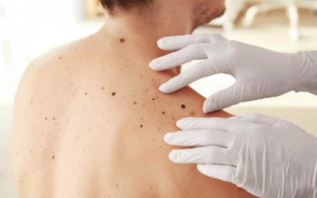 Ақзия Қасымқызы: Ғылыми түрде дәлелденген жалғыз жолы - вакцина салғызу