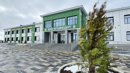 Аралда үш ауысымдық мектеп жоқ