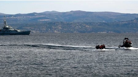 Грекия жағалауында ауқымды операциядан кейін 500-ден астам мигрант құтқарылды