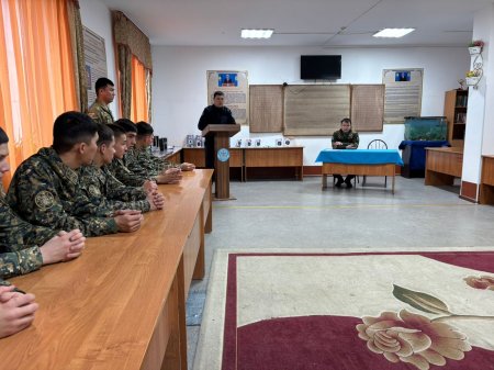 ҚЫЗЫЛОРДА ОБЛЫСЫ ҚЫЛМЫСТЫҚ-АТҚАРУ ЖҮЙЕСІ ДЕПАРТАМЕНТІНІҢ №60 МЕКЕМЕСІ САРБАЗДАРДЫ МАРАПАТТАДЫ