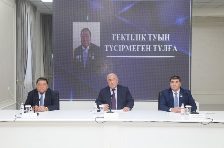 Қоғам қайраткері Нәжмадин Мұсабаевқа ерекше құрмет көрсетілді