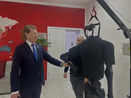 Жасанды интеллект институтының жұмысымен танысты