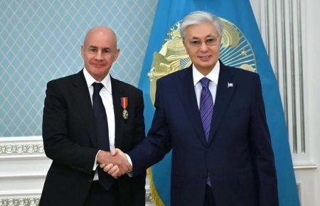 Тоқаев Халықаралық шаңғы спорты және сноуборд федерациясының президентін қабылдады