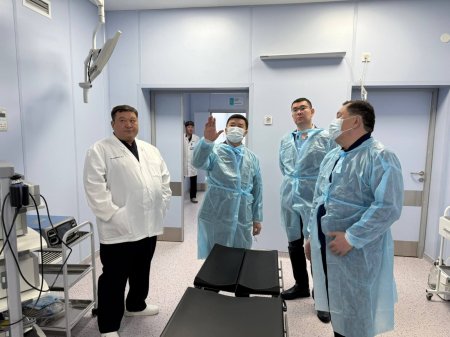 Сенат депутаттары облыстық онкология орталығының жұмысымен танысты
