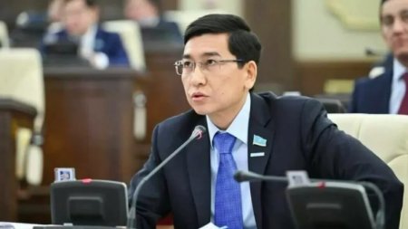 Асхат Аймағамбетов: «Конституцияның квинтэссенциясы – оның мызғымас рухы»