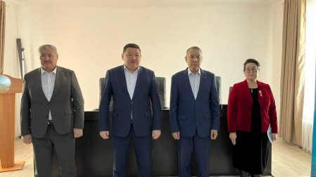 Медицина қызметкерлерімен ашық диалог ұйымдастырылды