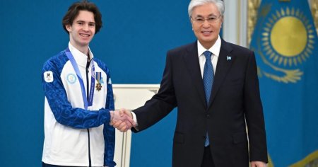 Президент Михаил Шайдоров пен оның бапкерін мемлекеттік ордендермен марапаттады