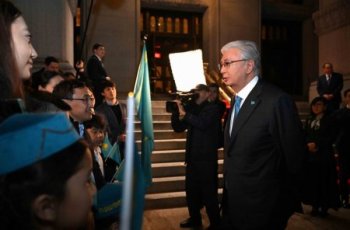 Мемлекет басшысы Вашингтонда отандастарымызбен кездесті