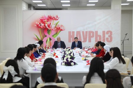 Аудан әкімі түрлі саладағы нәзік жандылар қауымымен кездесті
