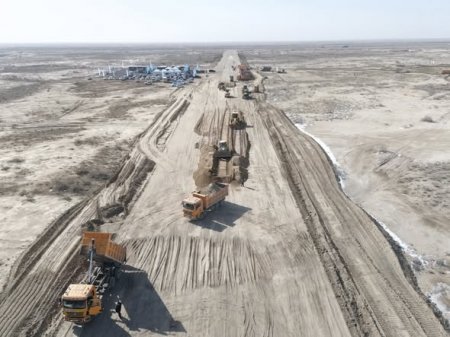 Қызылорда – Ақтөбе бағытындағы жолды төрт жолақтыға кеңейту жобасының бірінші кезеңі басталды